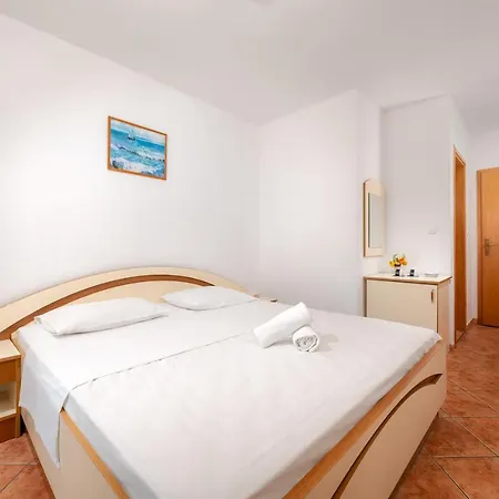 Gadja Hotel